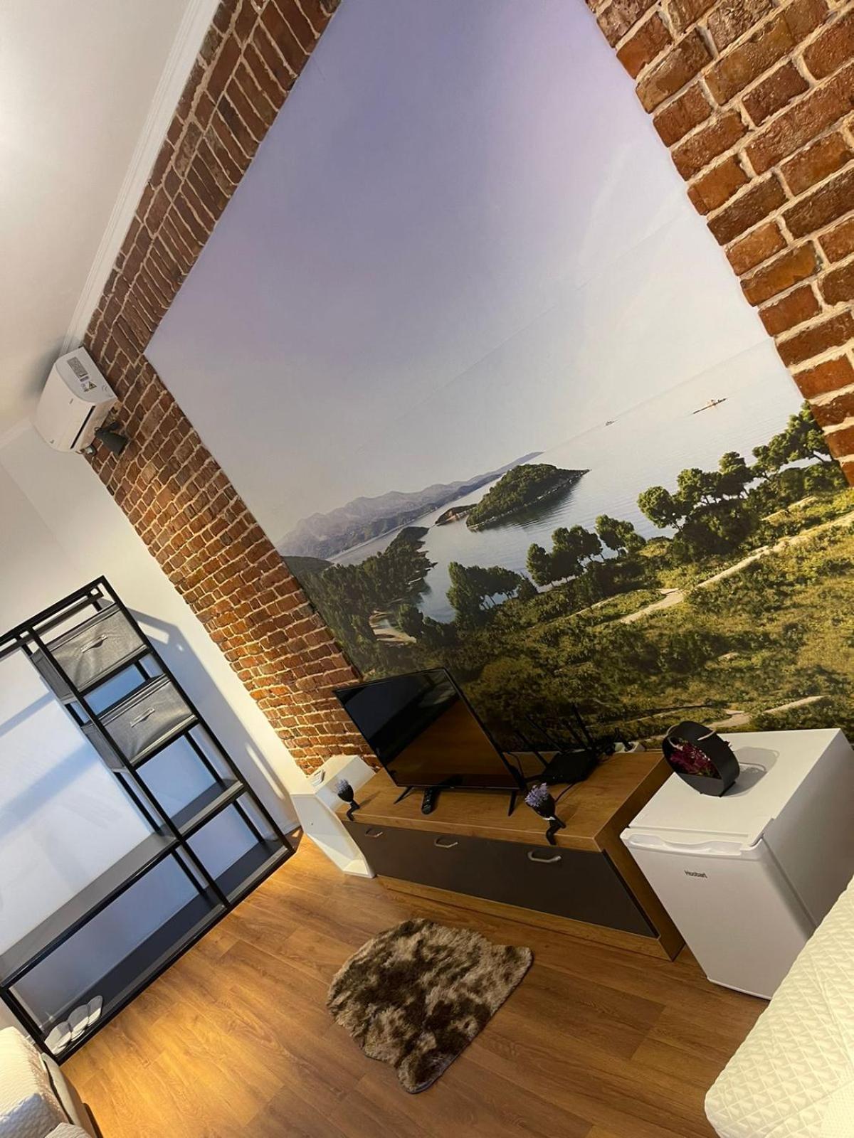 Aries Apartments Sarandë 外观 照片