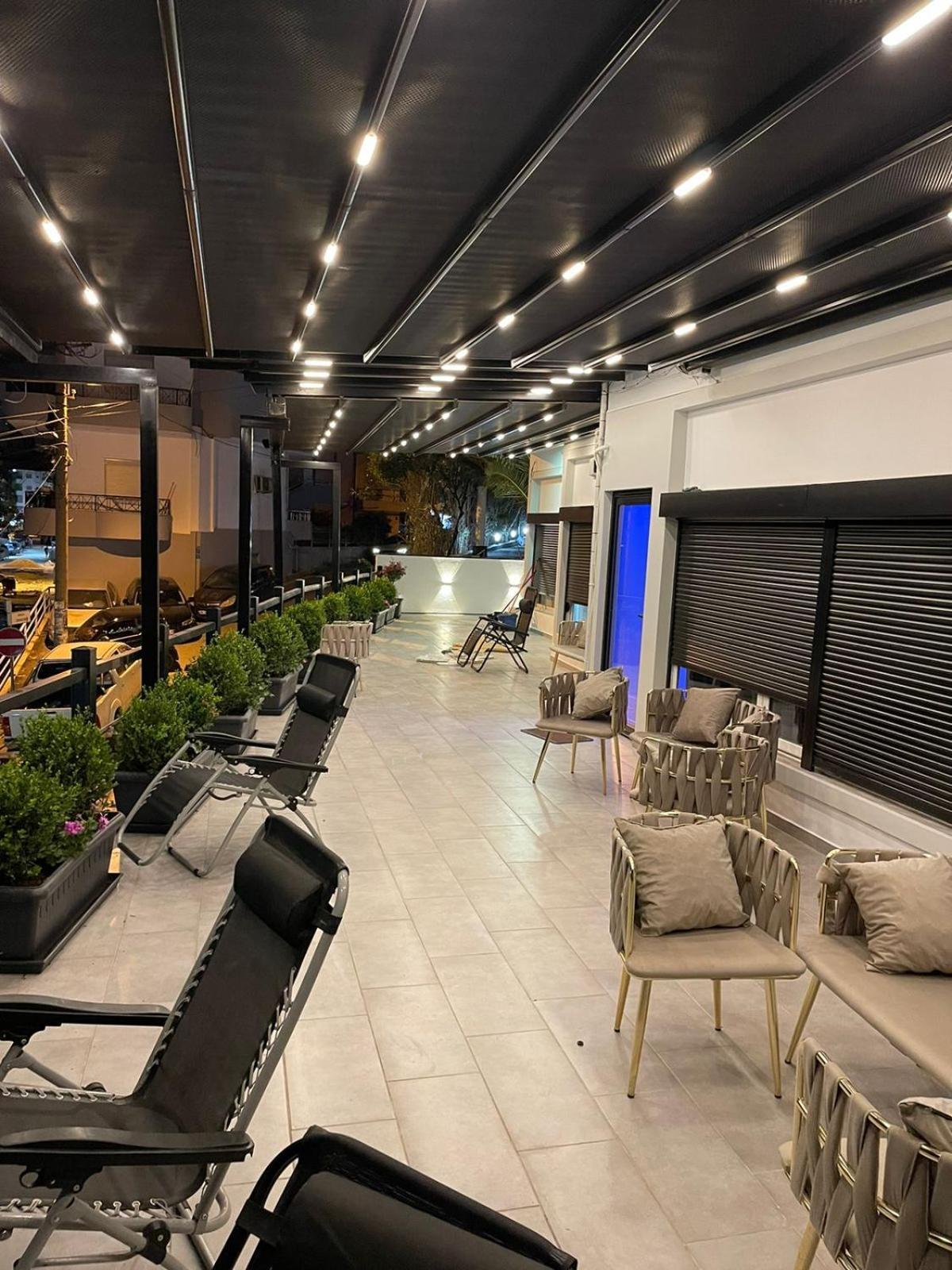 Aries Apartments Sarandë 外观 照片