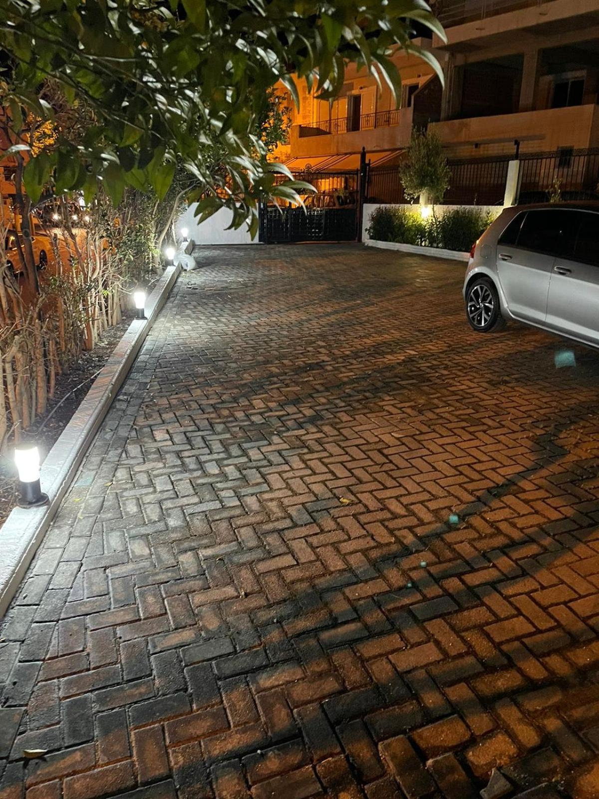Aries Apartments Sarandë 外观 照片