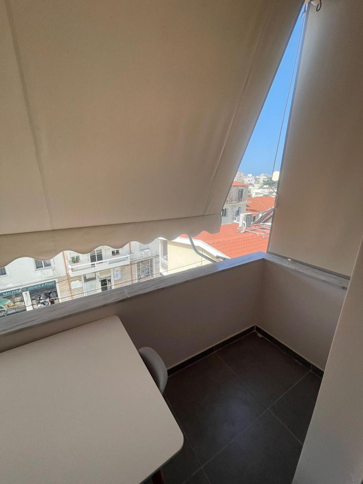 Aries Apartments Sarandë 外观 照片