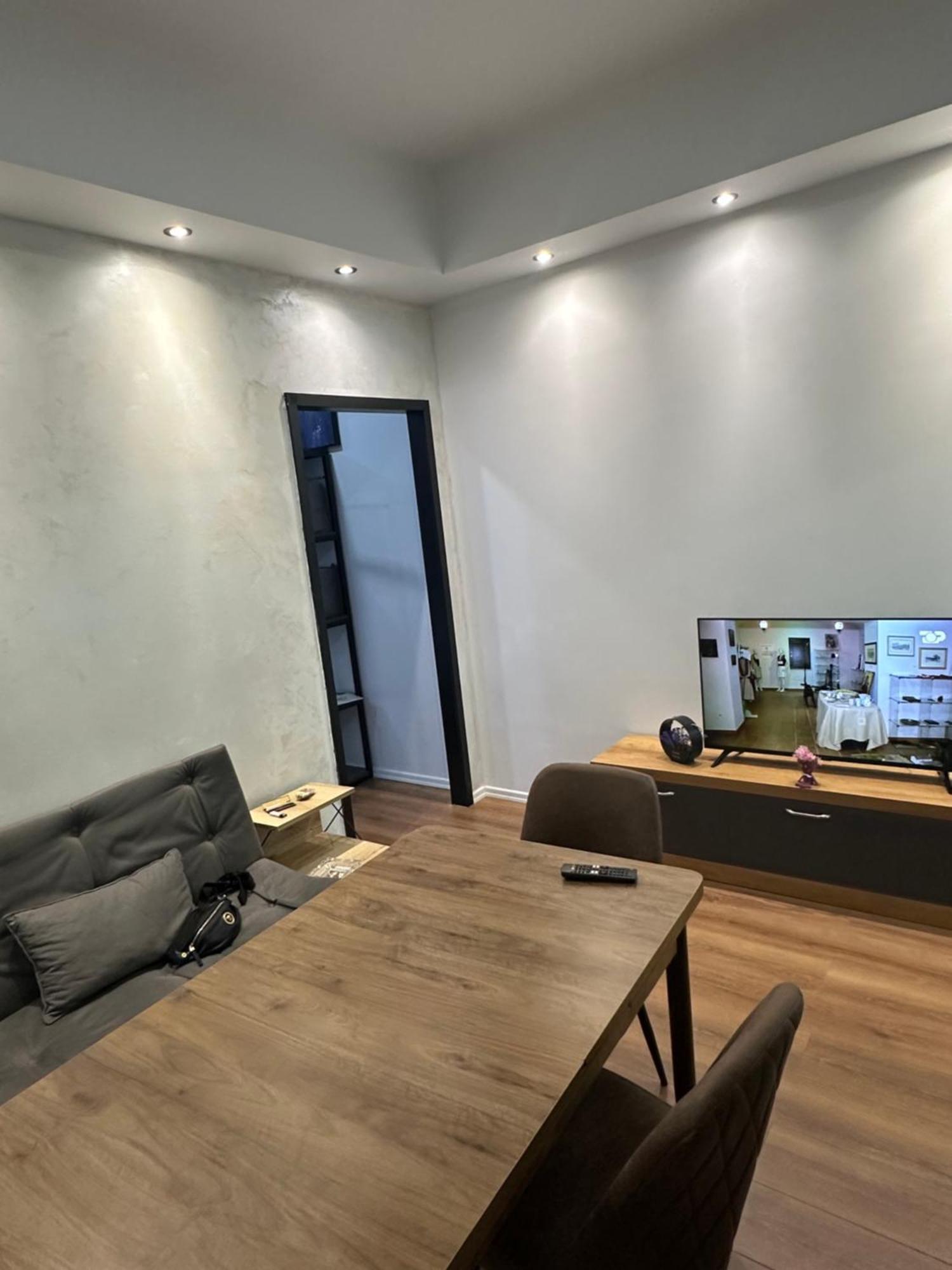 Aries Apartments Sarandë 外观 照片